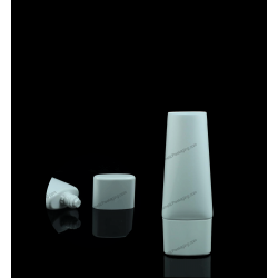 30mm (1 3/16â€) Plastic Oval Tube with Flat Dual Cap